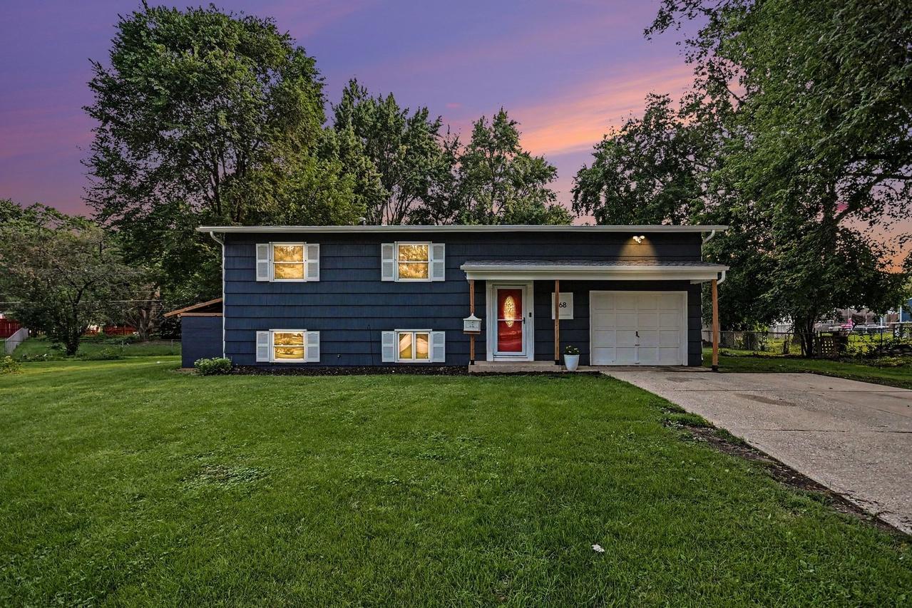 68 Marnel Rd., Montgomery, IL 60538