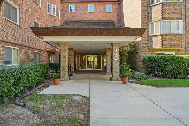 New Homes For Sale This Week That Attend Robert Frost Junior High School: August 7th to August 13th