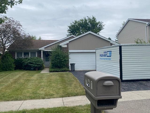 761 Laguna Rd., Crystal Lake, IL 60014