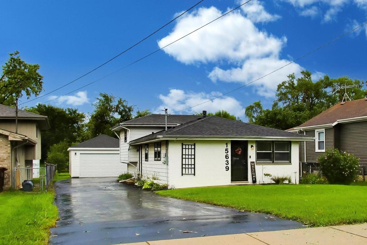 15639 Lavergne Ave., Oak Forest, IL 60452