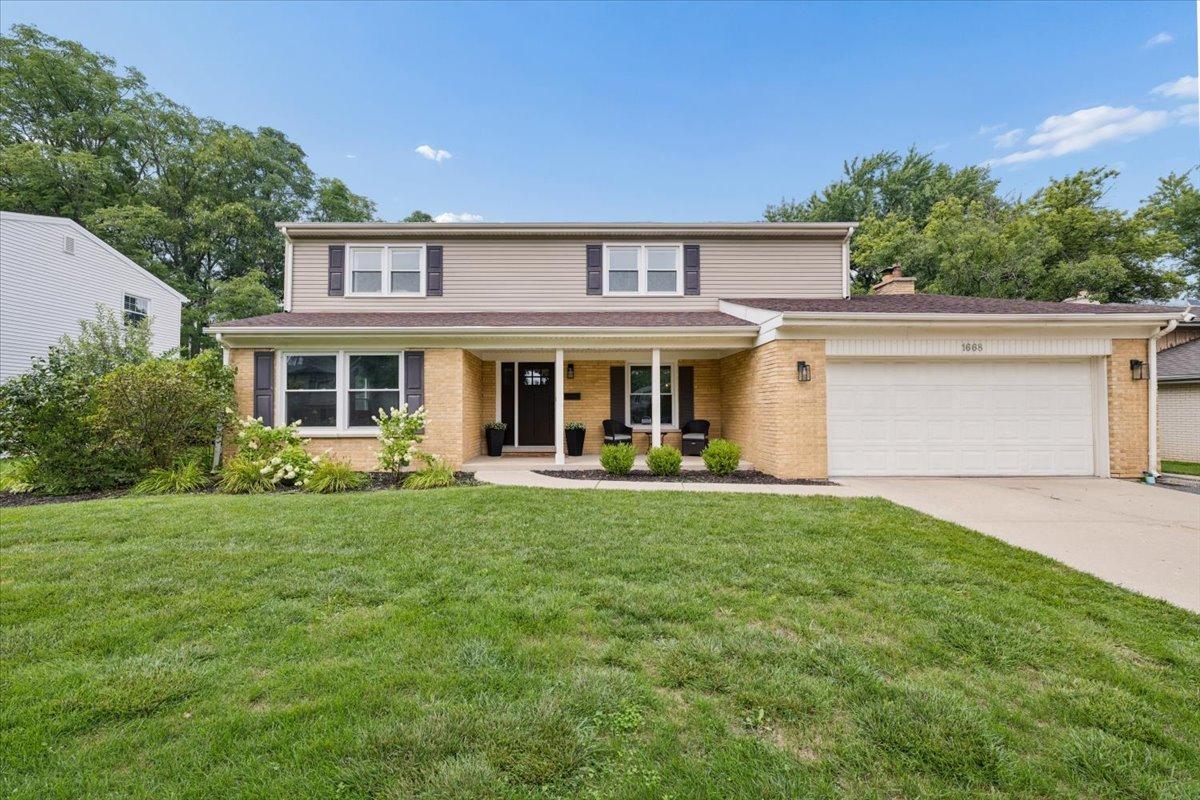 1668 Central Ave., Deerfield, IL 60015