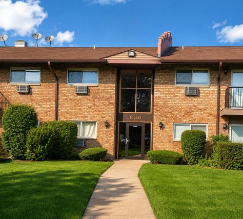 New Homes with Master Bedrooms on the 1st Floor That Attend Robert Frost School: August 8th to August 14th