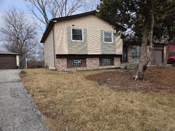 611 Andover St., Chicago Heights, IL 60411