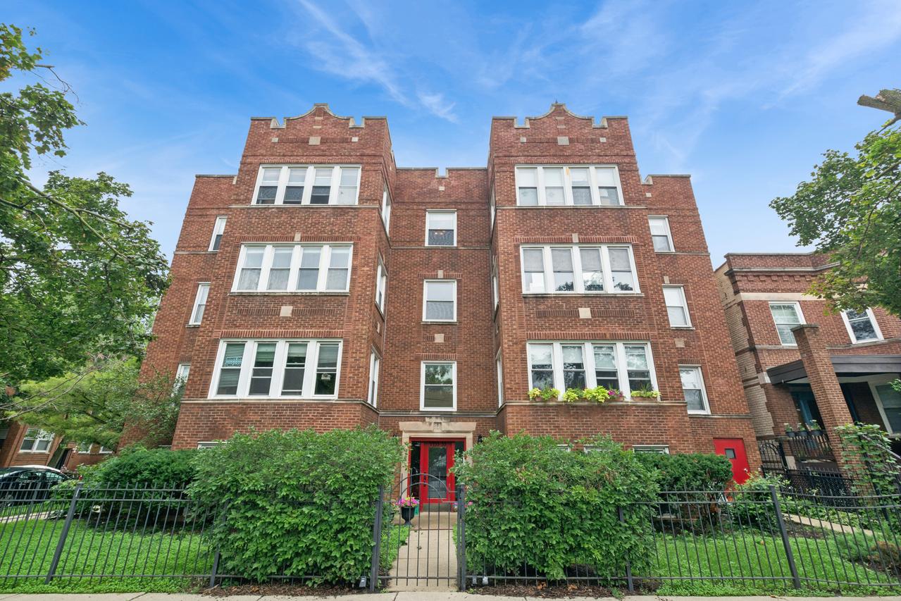 4455 N Rockwell St. #2, Chicago, IL 60625