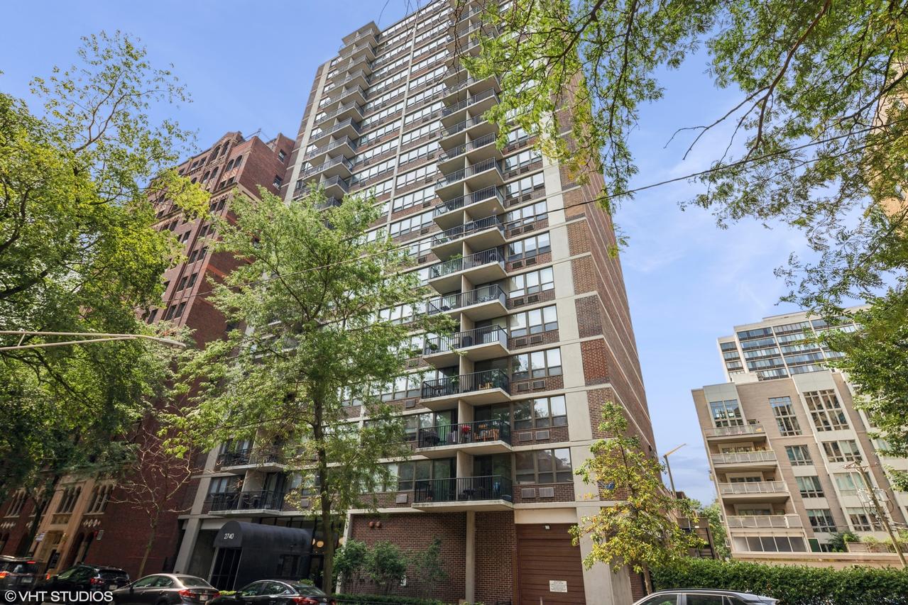 2740 N Pine Grove Ave. #15A, Chicago, IL 60614
