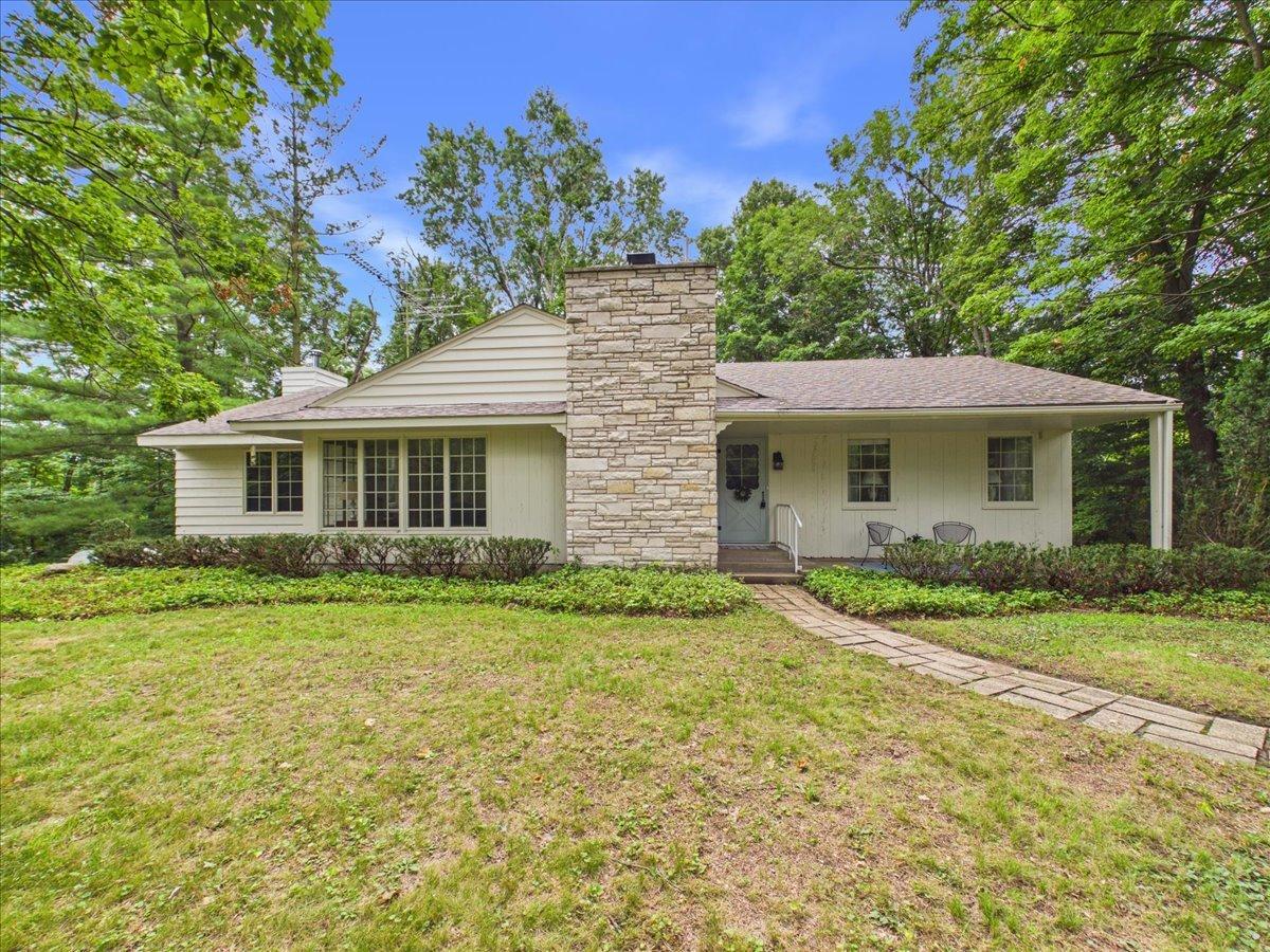 1120 Murphy Woods Ln., Rockford, IL 61107