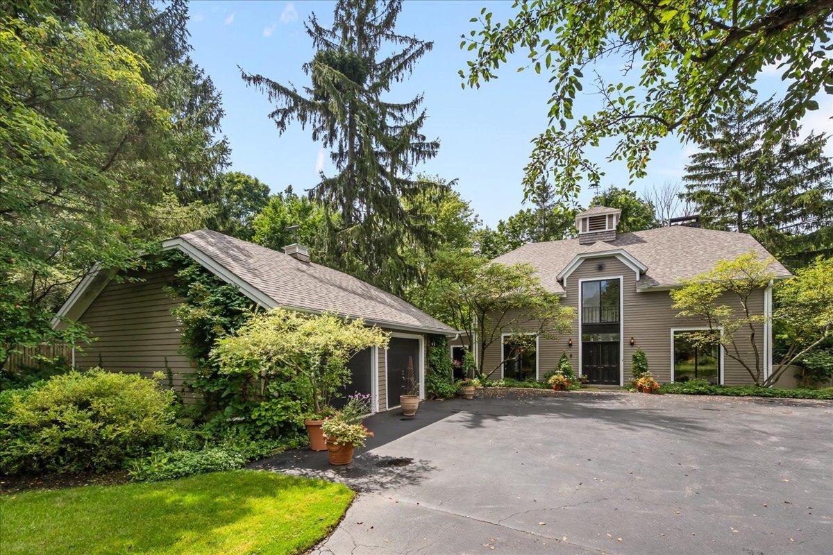 [Address Hidden by Seller], Lake Forest, IL 60045