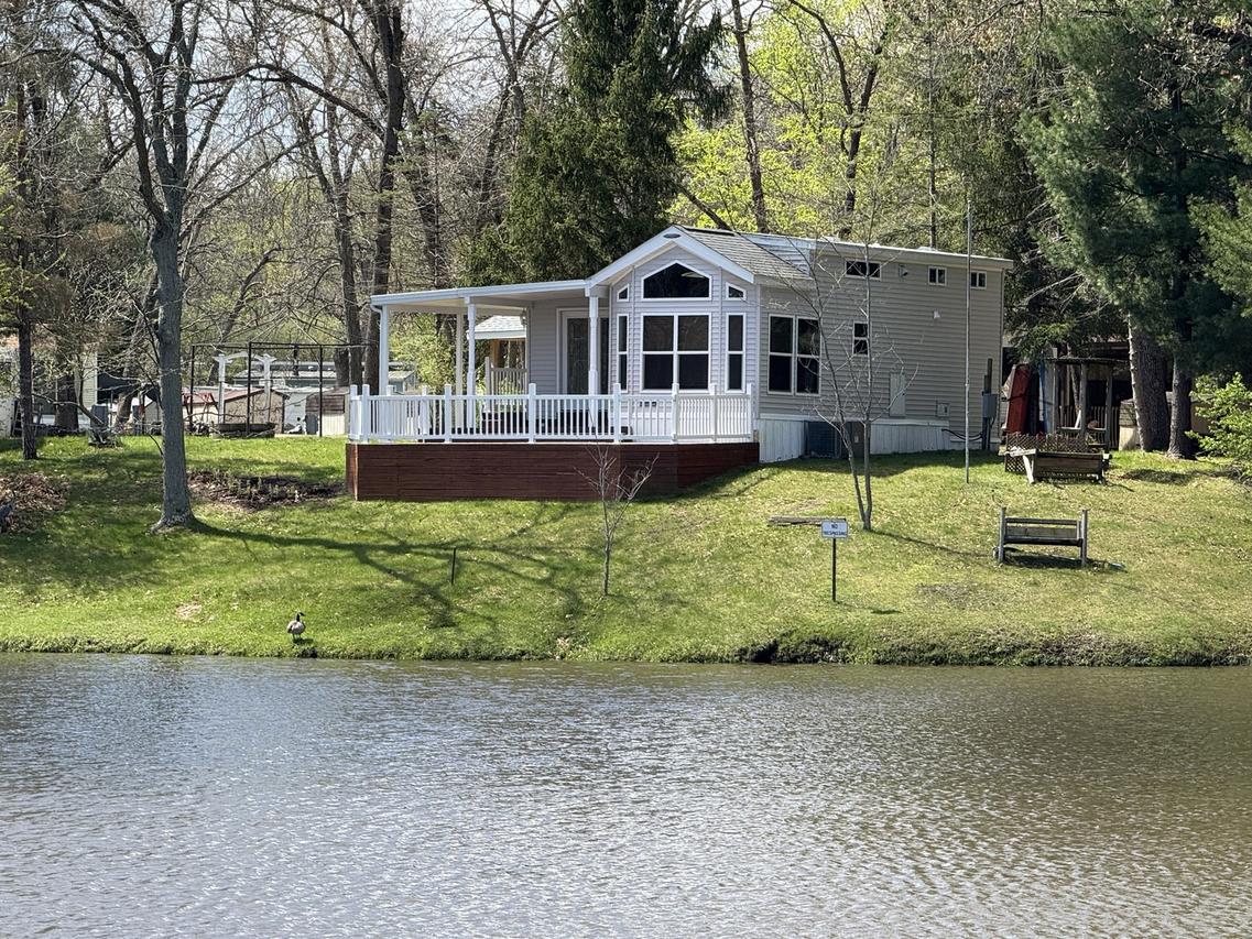 1/51 Woodhaven Lakes, Sublette, IL 61367