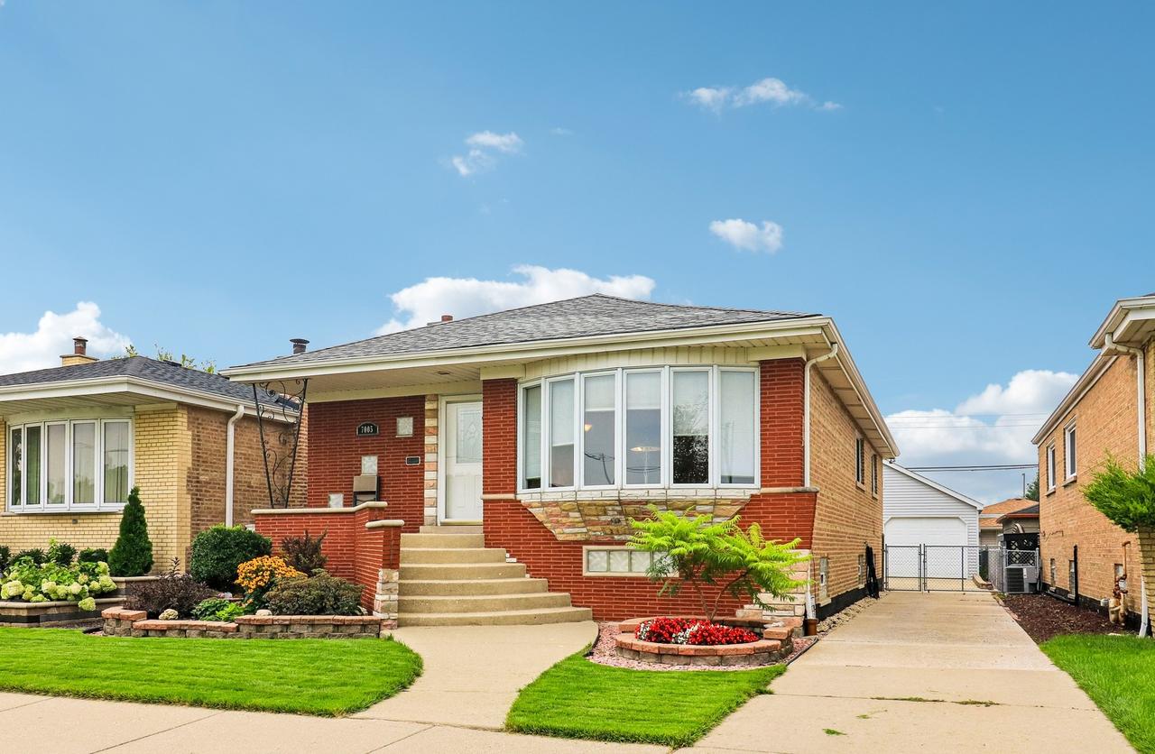 7005 W 63rd Pl., Chicago, IL 60638