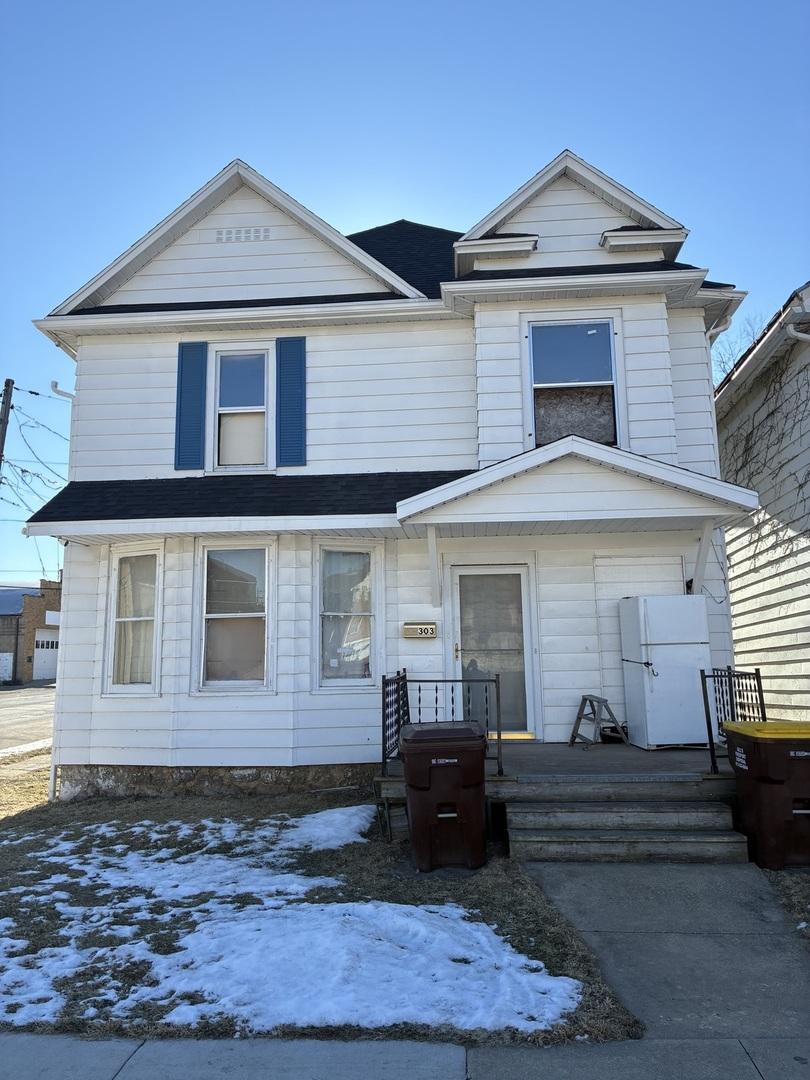 303 W Spring St., Freeport, IL 61032