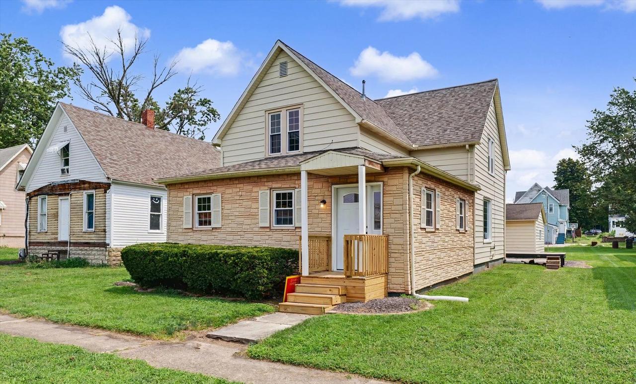 408 N State St., Gibson City, IL 60936
