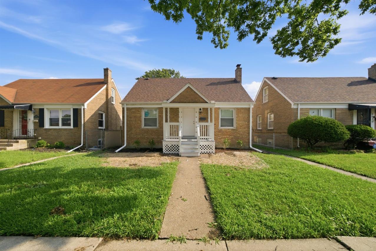 3606 Madison St., Bellwood, IL 60104