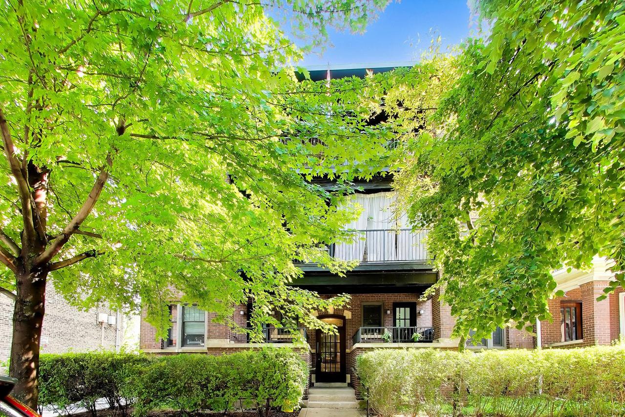 1415 W Rascher Ave. #302, Chicago, IL 60640