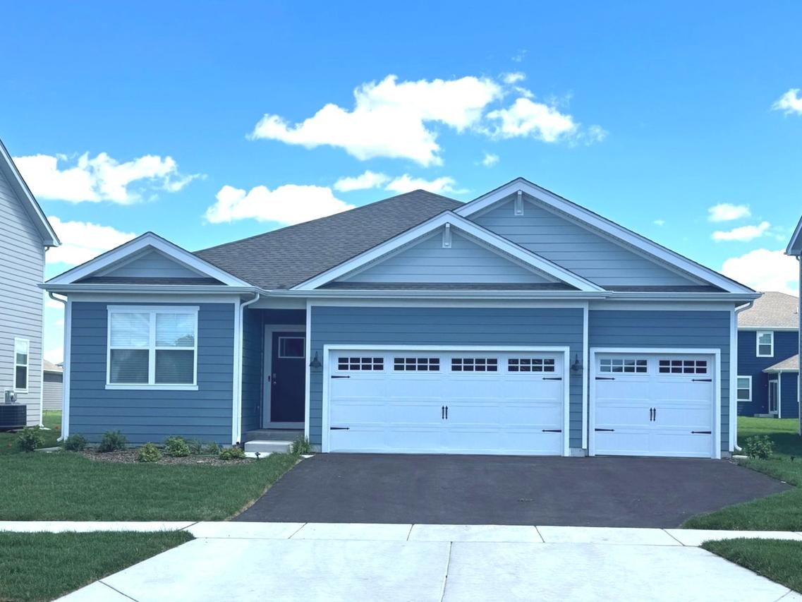 284 Snowdrop Ln., Elgin, IL 60124