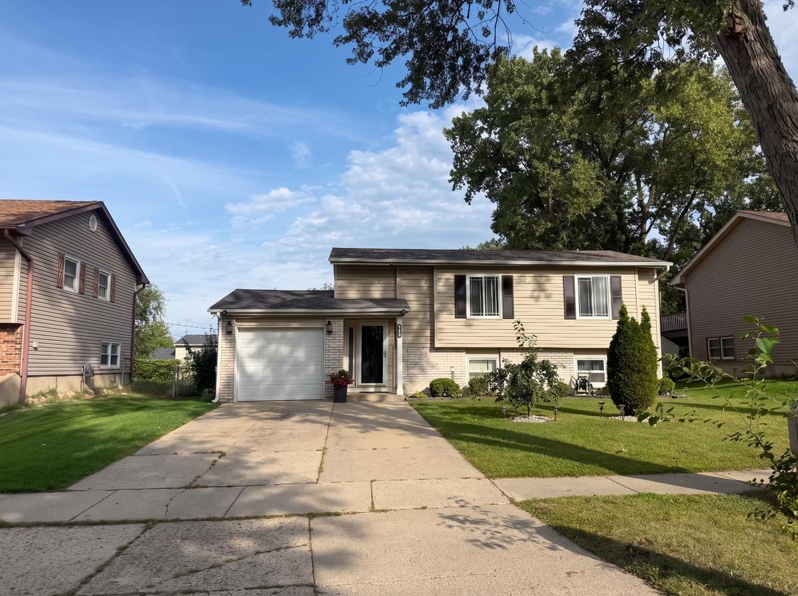 753 Macarthur Dr., Buffalo Grove, IL 60089