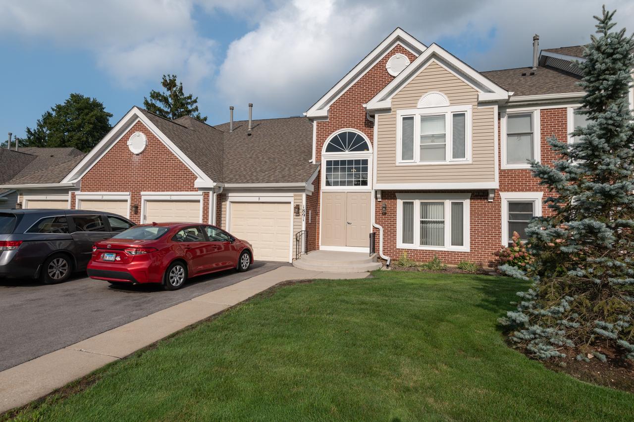 1891 Fox Run Dr. #A1, Elk Grove Village, IL 60007