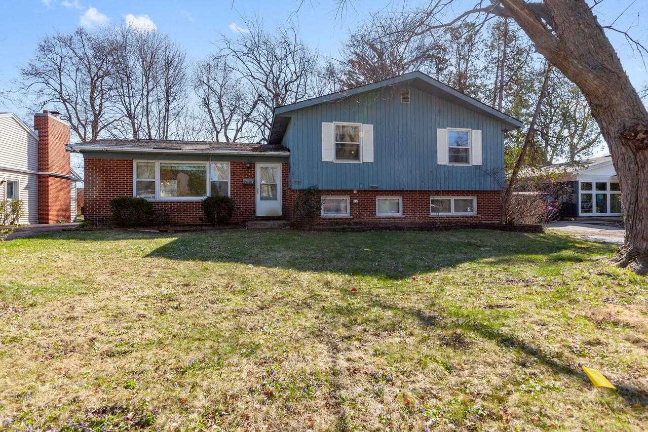 339 N Hale St., Palatine, IL 60067