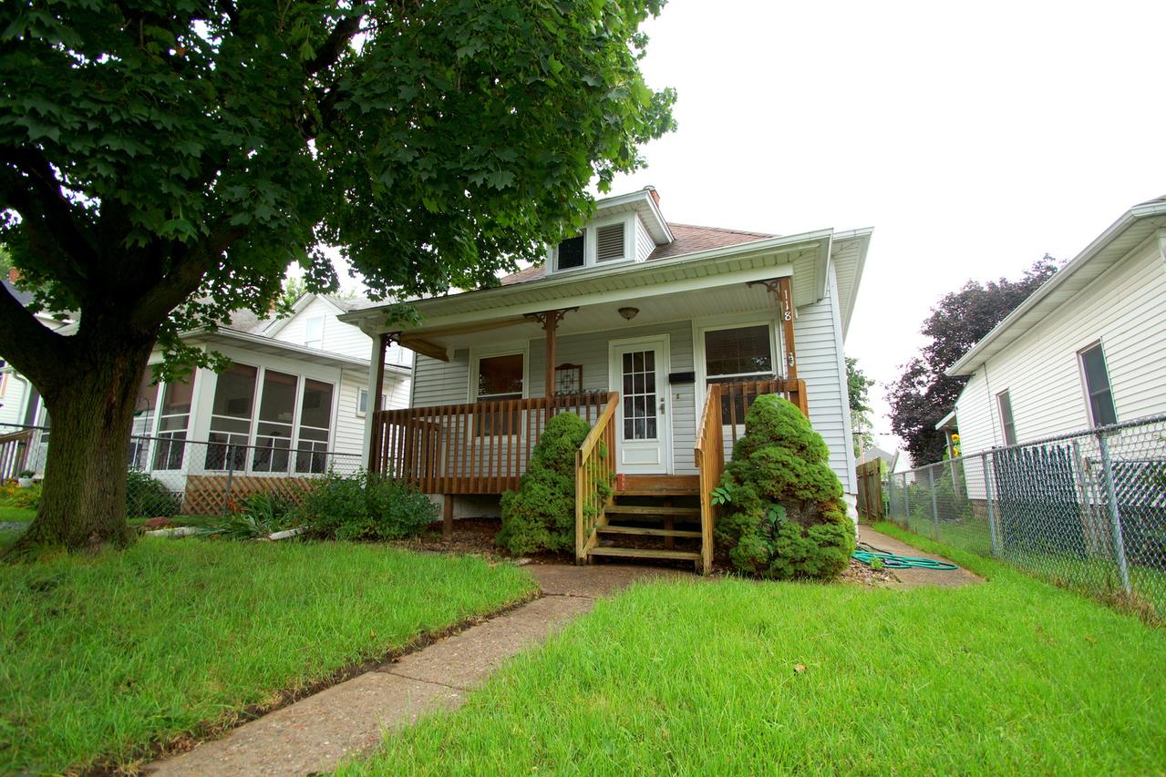 118 5th St., Silvis, IL 61282