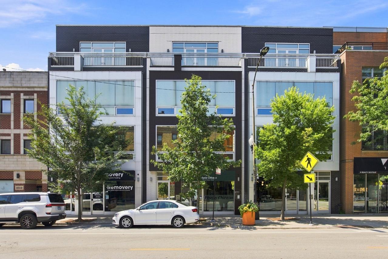 1866 N Damen Ave. #4, Chicago, IL 60647