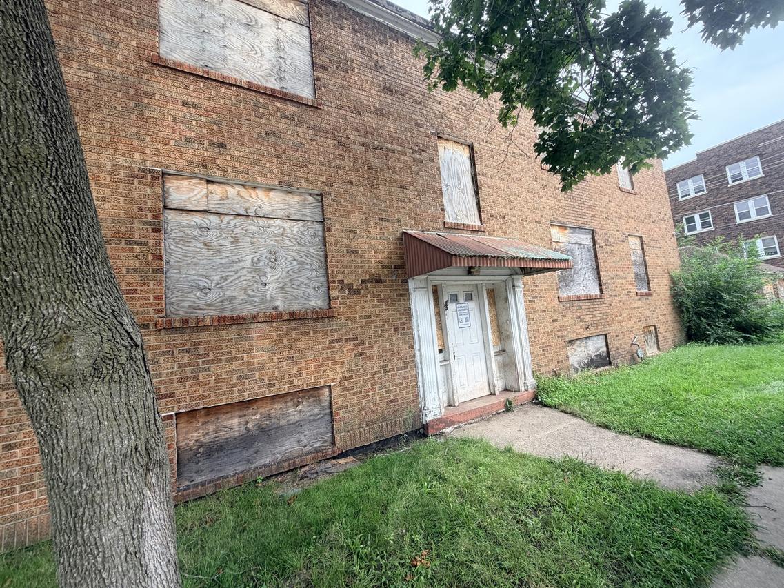 45 156th Pl., Calumet City, IL 60409
