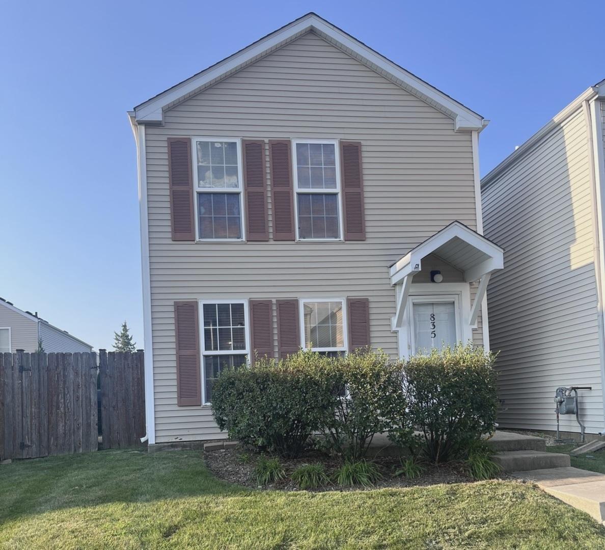 835 Four Seasons Blvd., Aurora, IL 60504