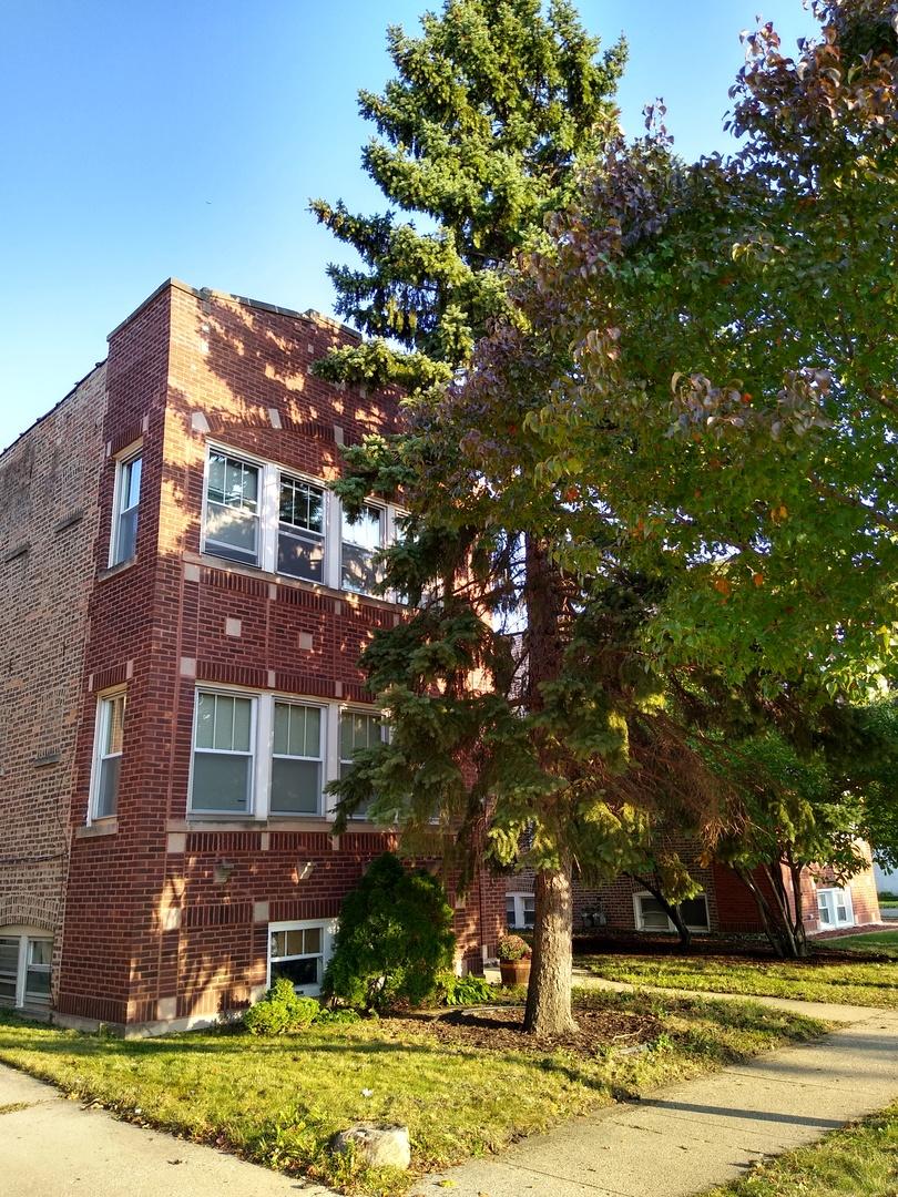 3643 Clinton Ave., Berwyn, IL 60402