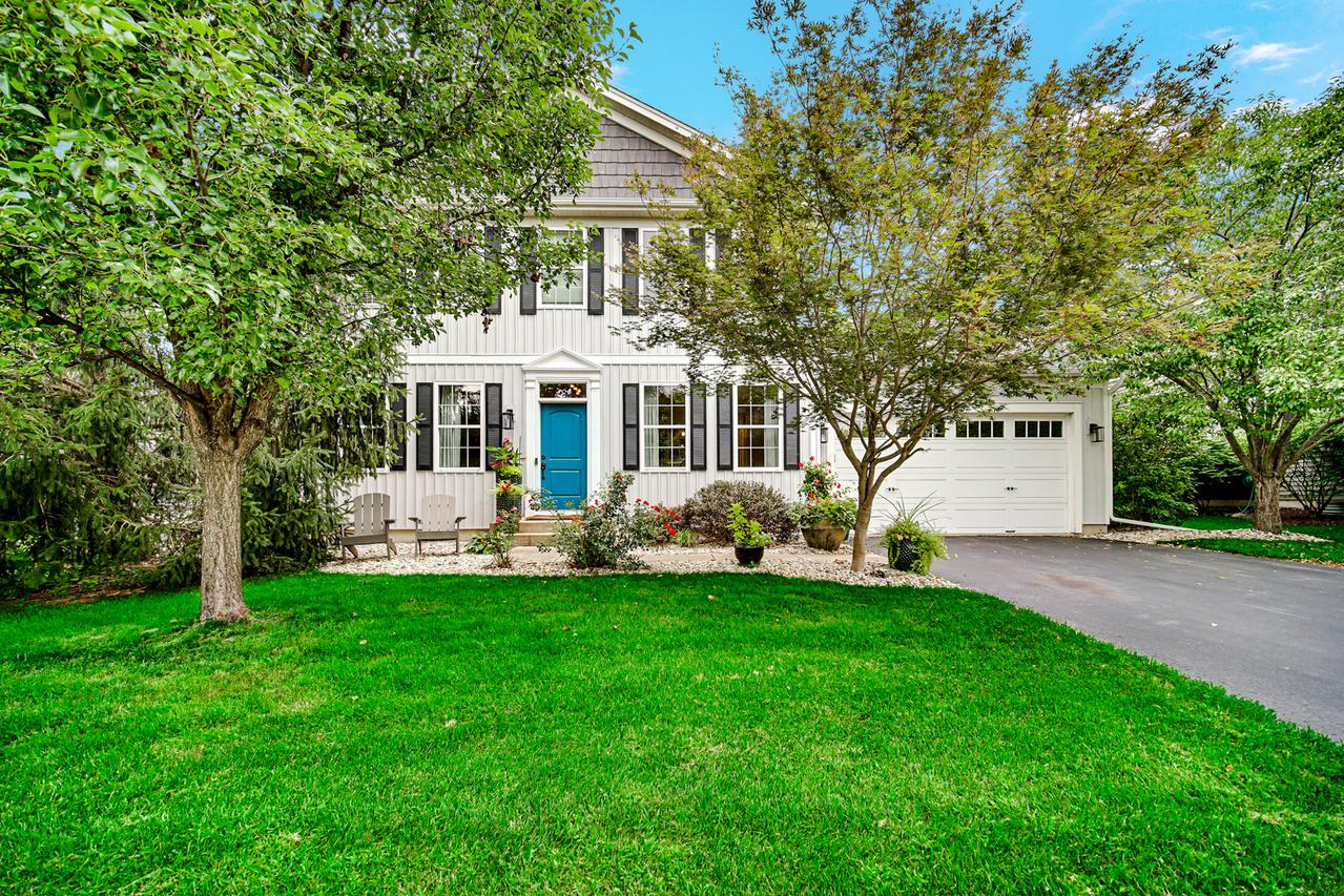 333 Foxford Dr., Cary, IL 60013
