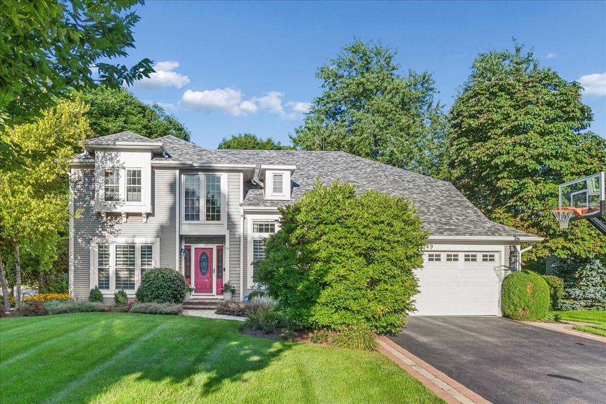 149 Napier Ct., Vernon Hills, IL 60061