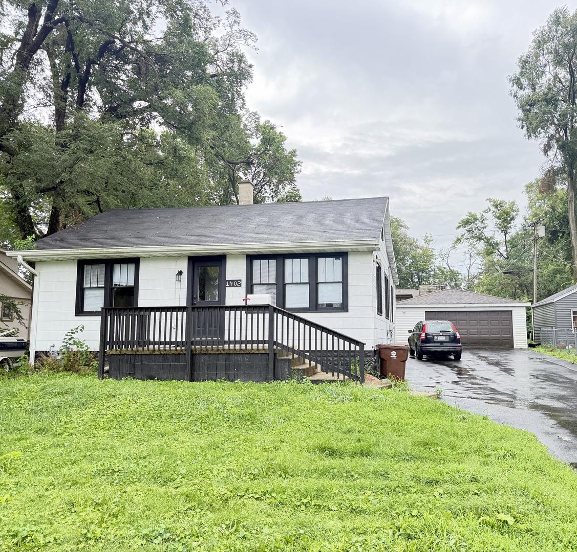 1402 5th Ave., Joliet, IL 60433