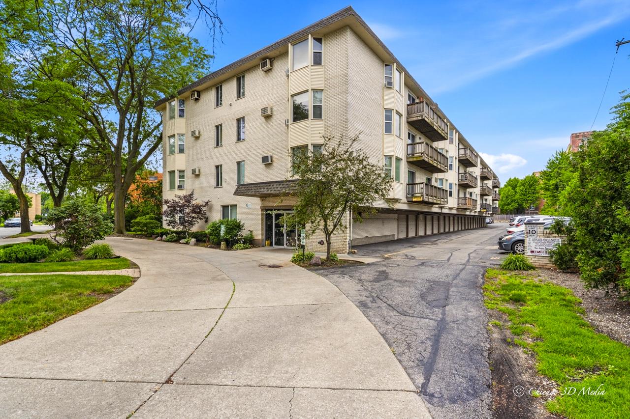 8232 Niles Center Rd. #312, Skokie, IL 60077