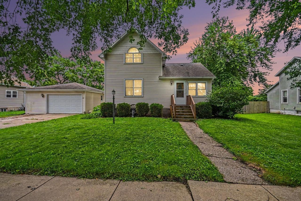 304 N Maple St., Grant Park, IL 60940