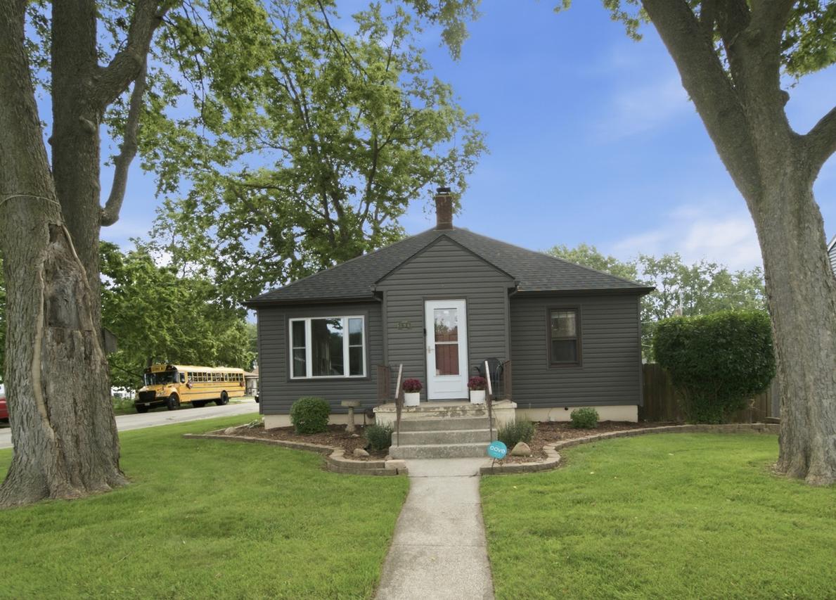 396 N Blaine Ave., Bradley, IL 60915
