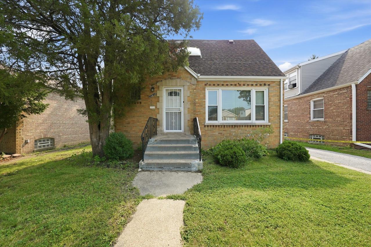 11343 S Green St., Chicago, IL 60643