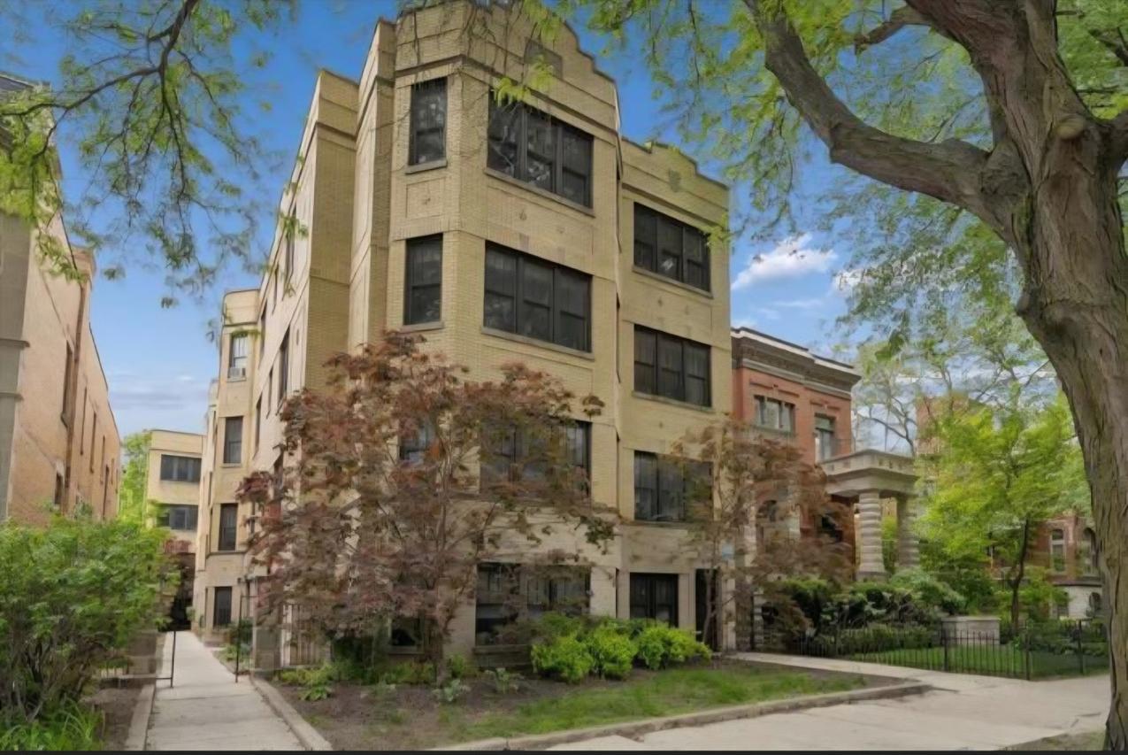 2125 W Pierce Ave. #3B, Chicago, IL 60622