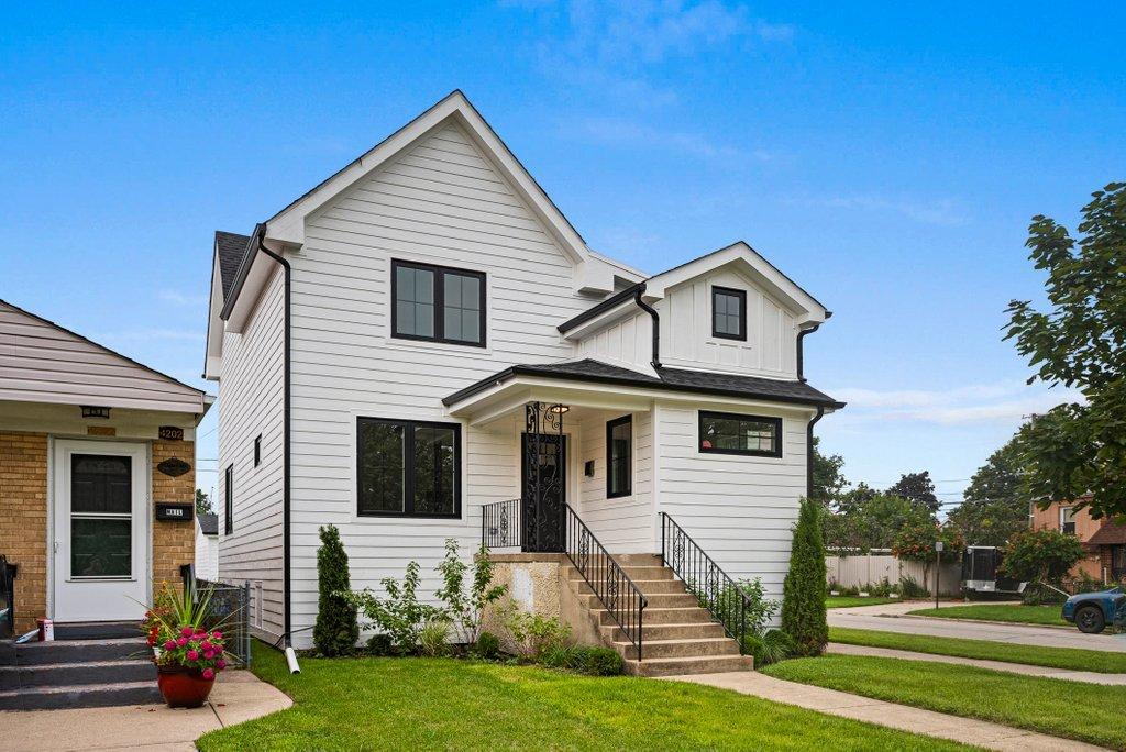 4200 Prescott Ave., Lyons, IL 60534