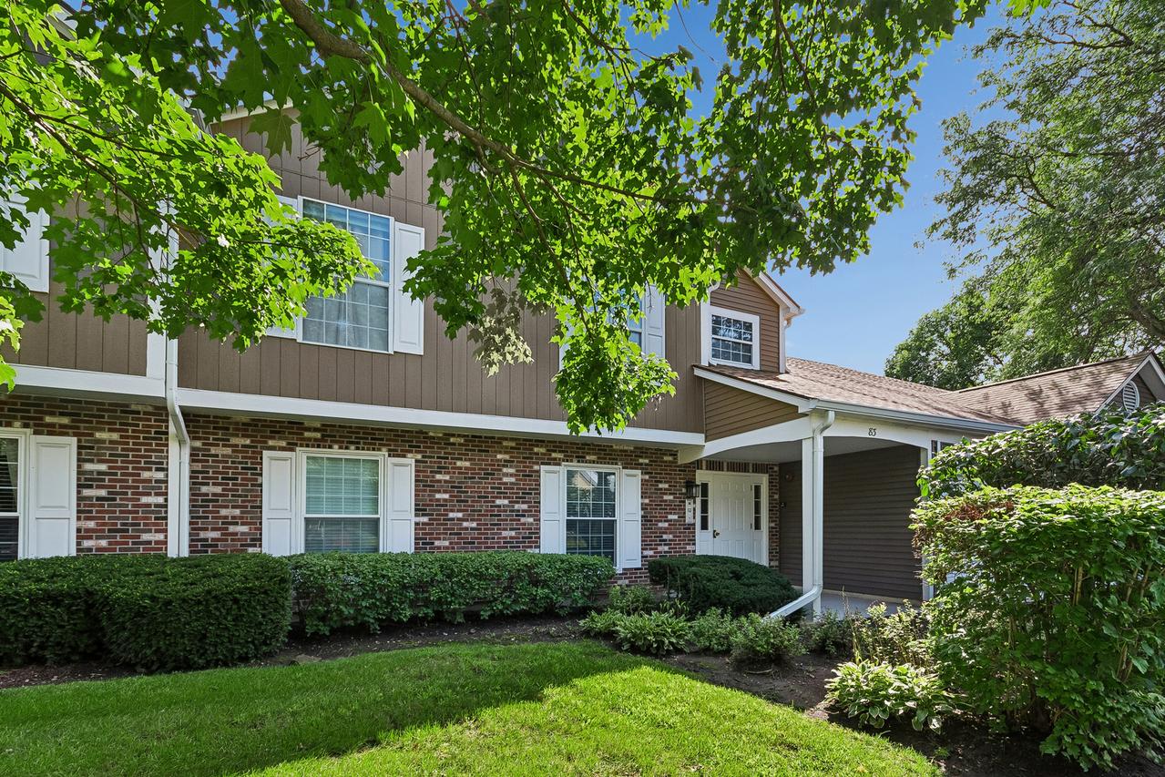 83 Midhurst Ct. #102A, Naperville, IL 60565