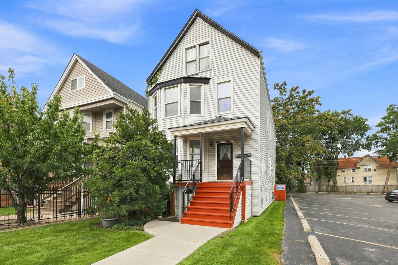 3516 N Cicero Ave., Chicago, IL 60641
