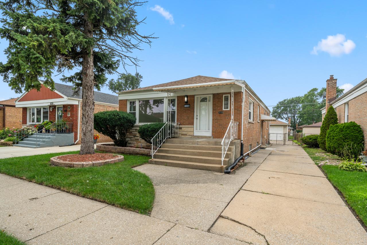 14408 S Hoxie Ave., Burnham, IL 60633