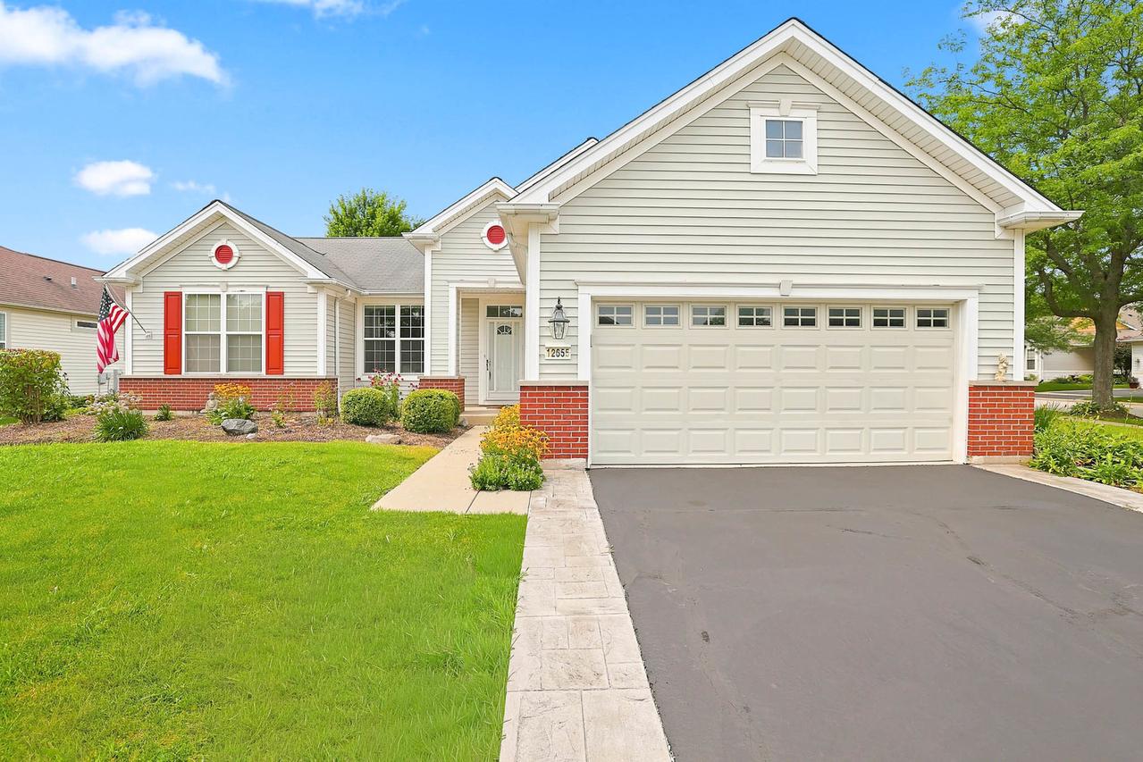 12655 Horseshoe Tr., Huntley, IL 60142