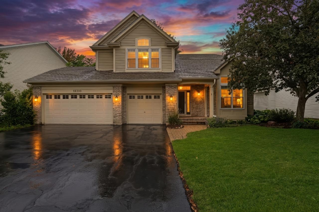 18310 W Meander Dr., Grayslake, IL 60030