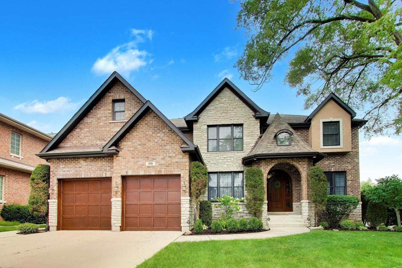 1301 N Chicago Ave., Arlington Heights, IL 60004