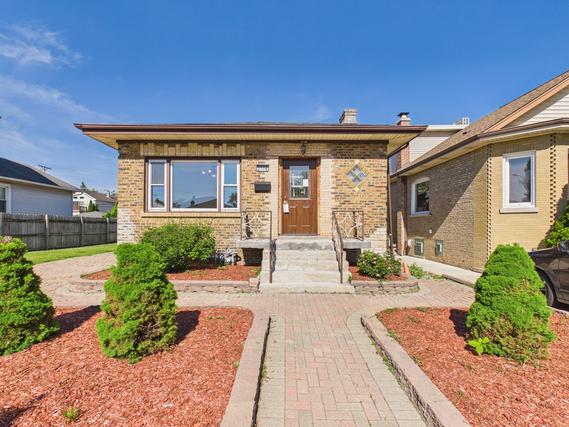 New Homes with Master Bedrooms on the 1st Floor in Elmwood Park: August 8th to August 14th