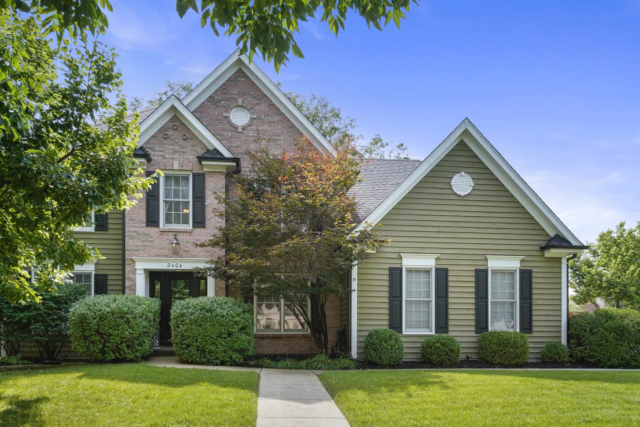 2404 Bainbridge Blvd., West Chicago, IL 60185