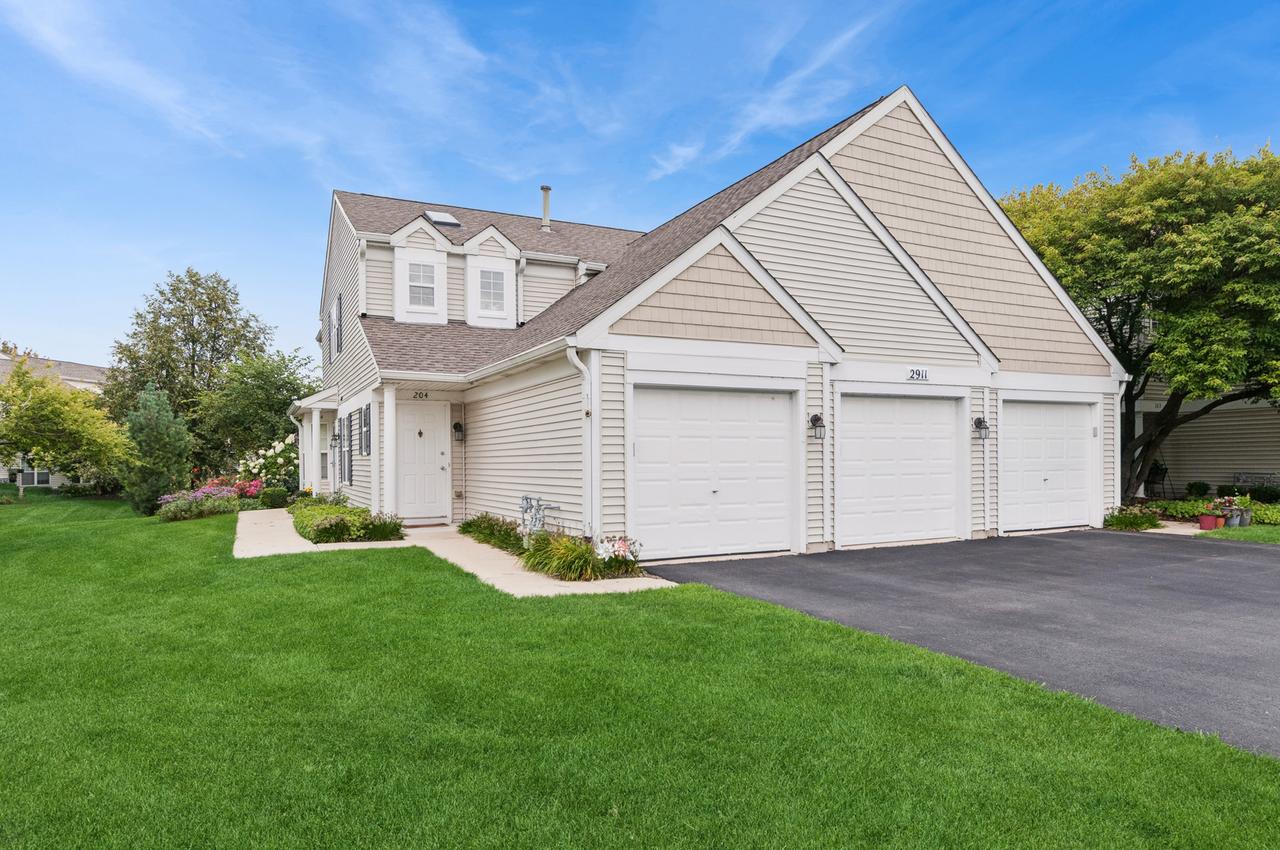 2911 Bartlett Ct. #104, Naperville, IL 60564