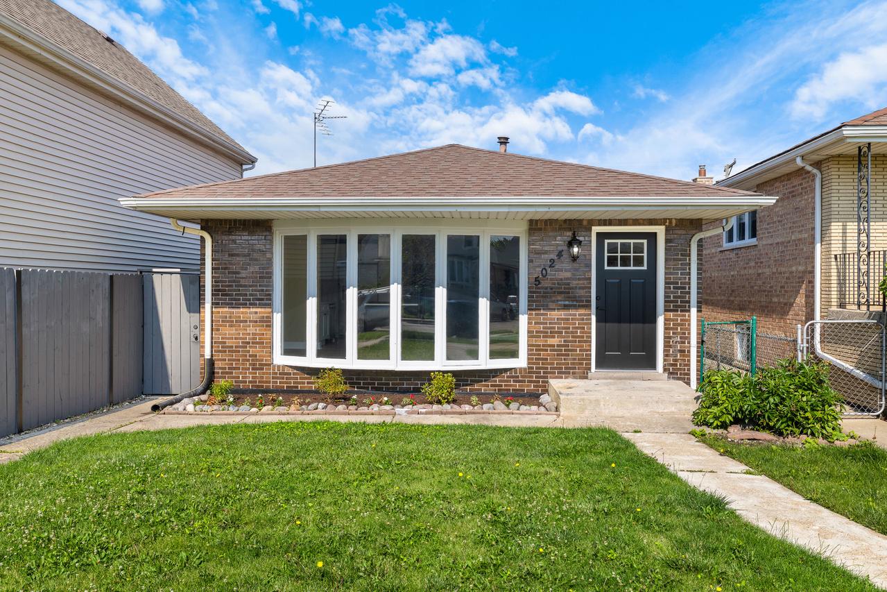 5024 S Lockwood Ave., Chicago, IL 60638