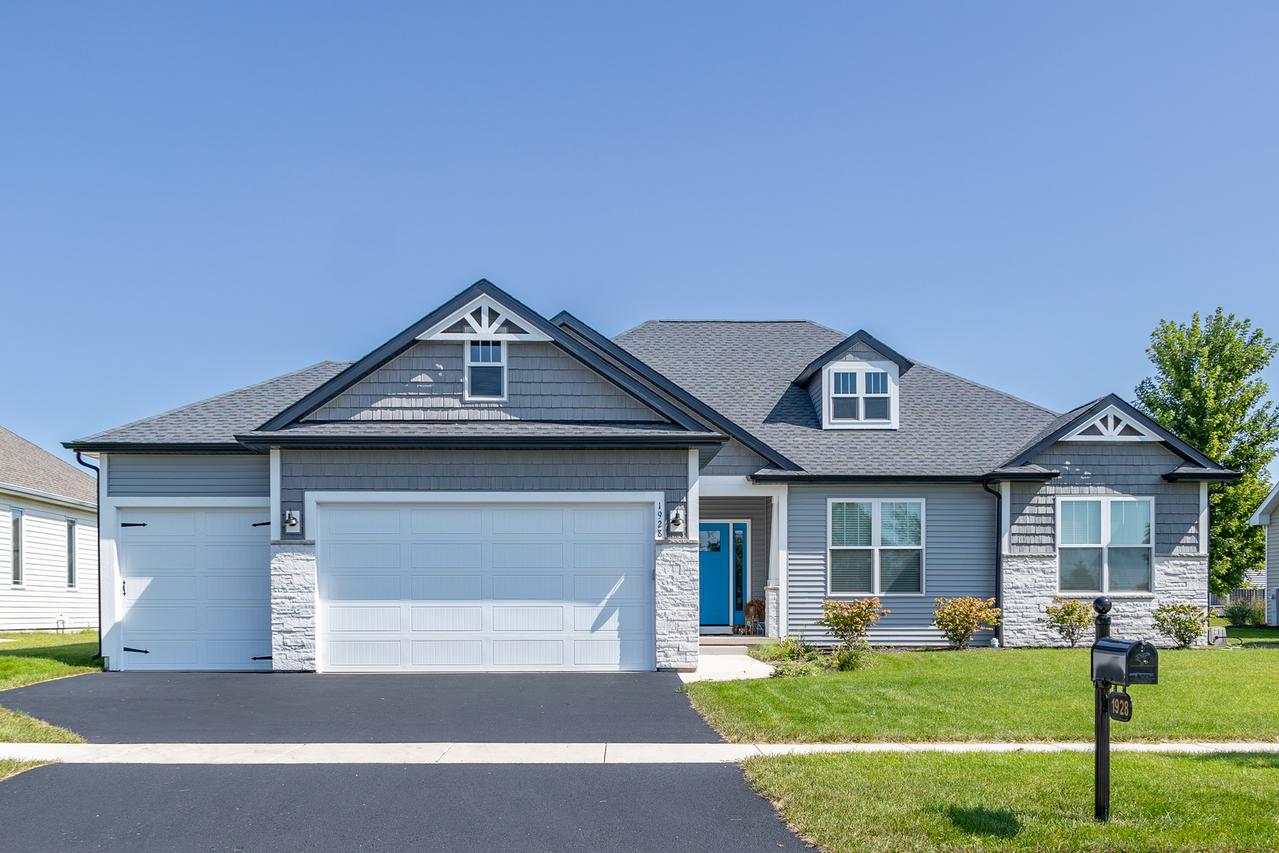 Lot 9 Michelle St., North Aurora, IL 60542