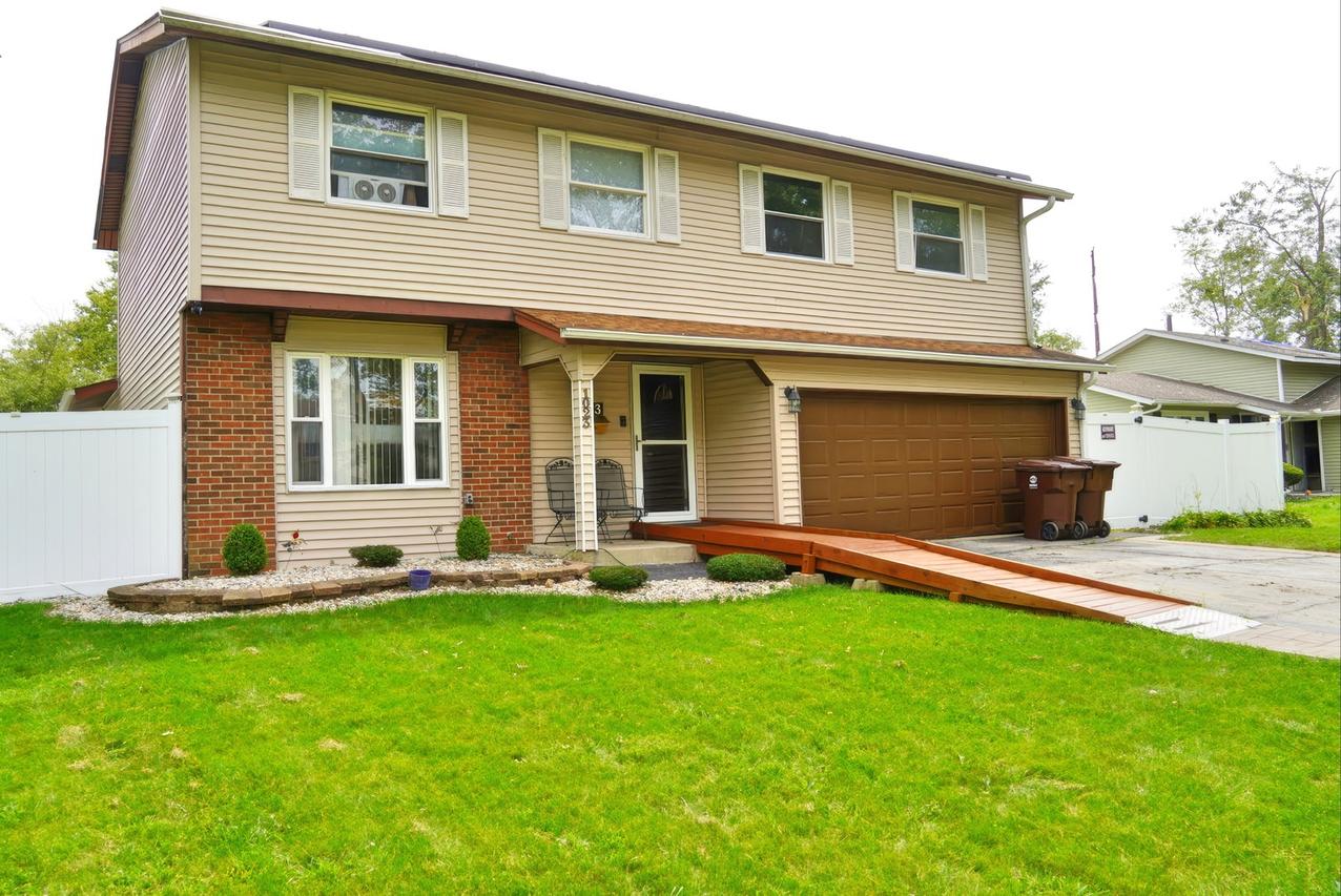 1023 Ashridge Ln., University Park, IL 60484