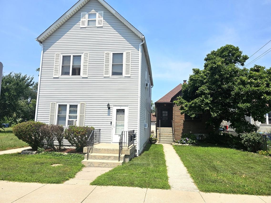 14-12 156th St., Calumet City, IL 60409