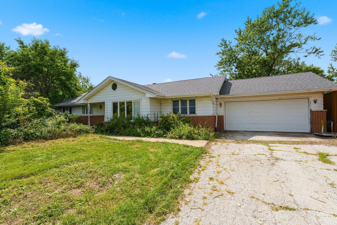 30640 S Ashland Ave., Beecher, IL 60401