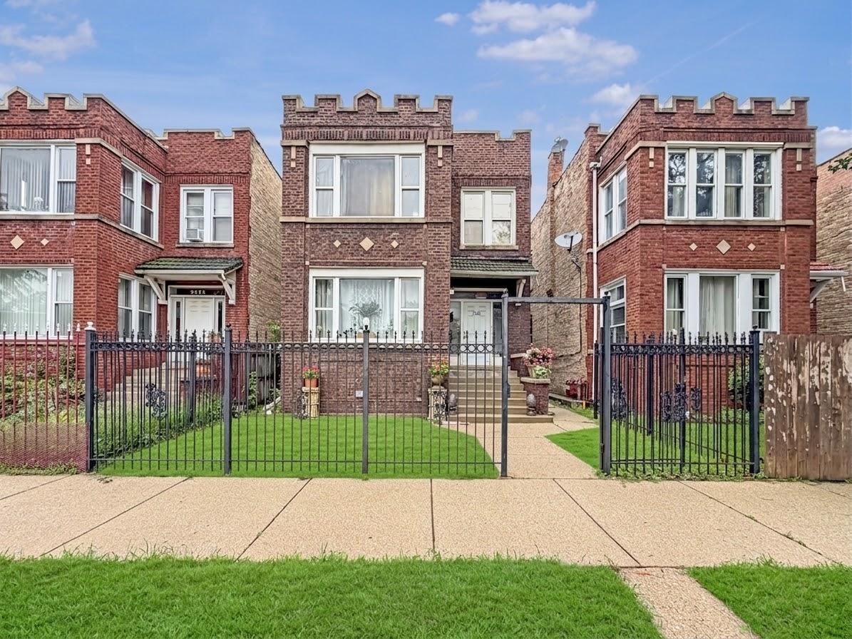 3220 W 65th Pl., Chicago, IL 60629